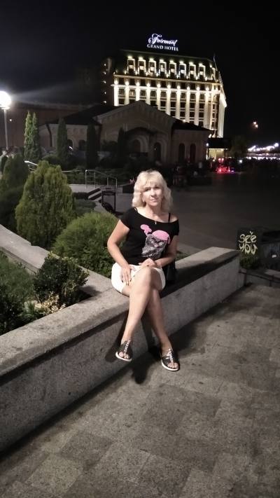 Елена 54 ans Kijev Ukraine