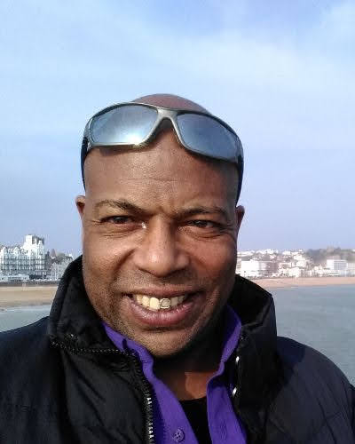 Keith 60 ans Hastings Royaume-Uni