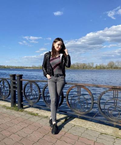 Victoria 40 ans Chernivtci Ukraine