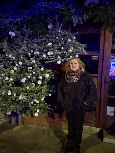 Olga 64 ans Киев Ukraine