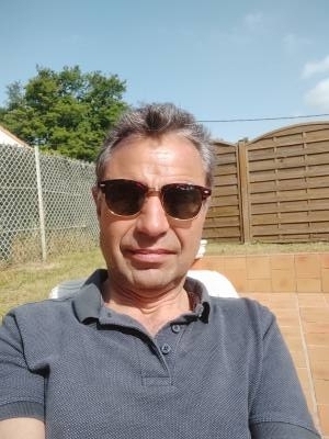 Luc 67 лет Brunoy  Франция