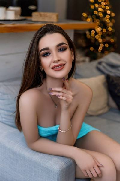 Alina 21 ans Ivano-frankovsk Ukraine