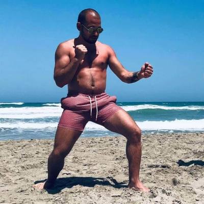 Mickael 29 лет Couillet  Бельгия