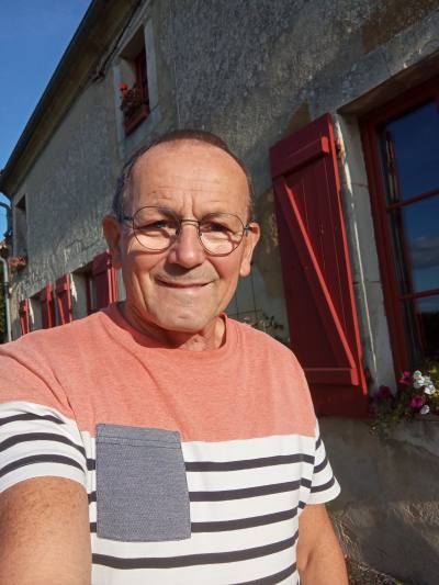 Jeanout 59 лет Alençon  Франция