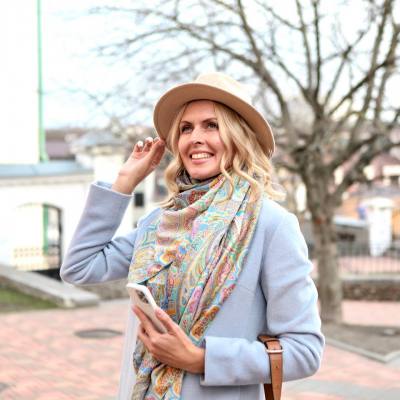 Elena 43 ans Kyiv Ukraine