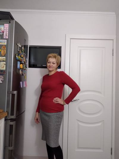 Natalia 66 ans Самара Russie