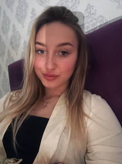 Daria 26 ans Donetsk  Ukraine