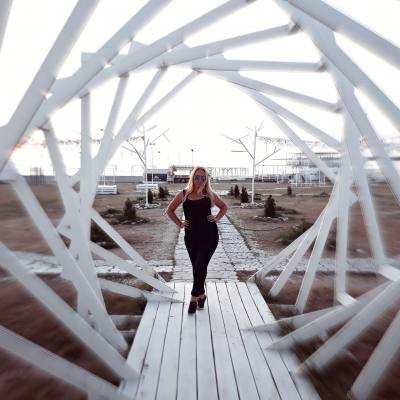 Olga 35 ans Yalta Russie