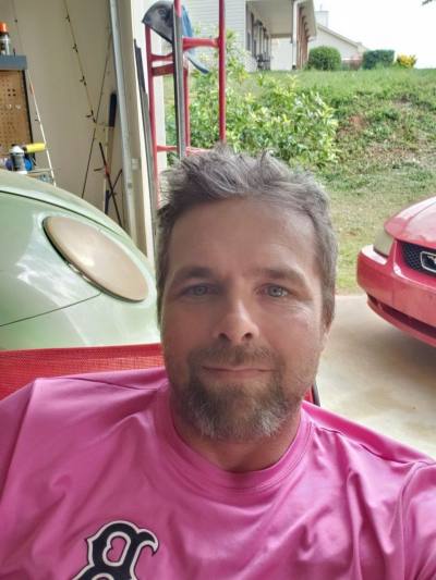 Alex 52 ans Genk Belgique