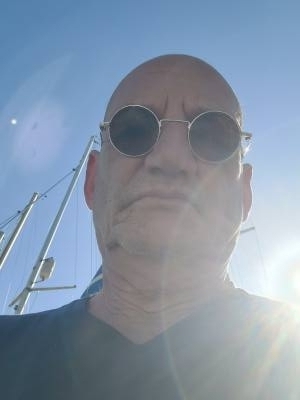 Arthur 65 лет Mortagne Sur Gironde Франция