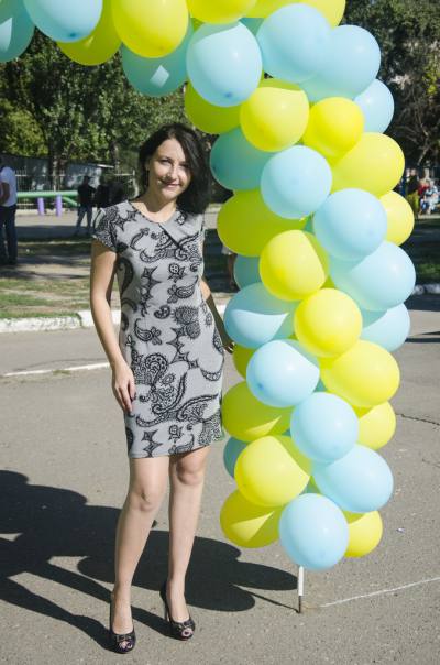 Angelika 44 ans Odessa Ukraine