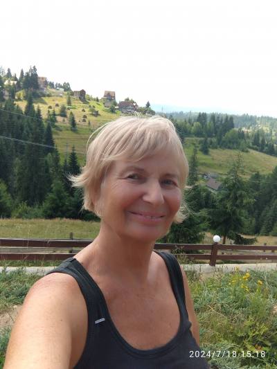 Svetlana 72 ans Kyev Ukraine