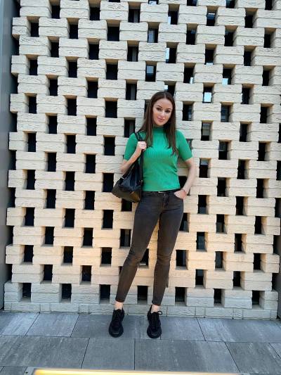 Victoria 40 ans Chernivtci Ukraine