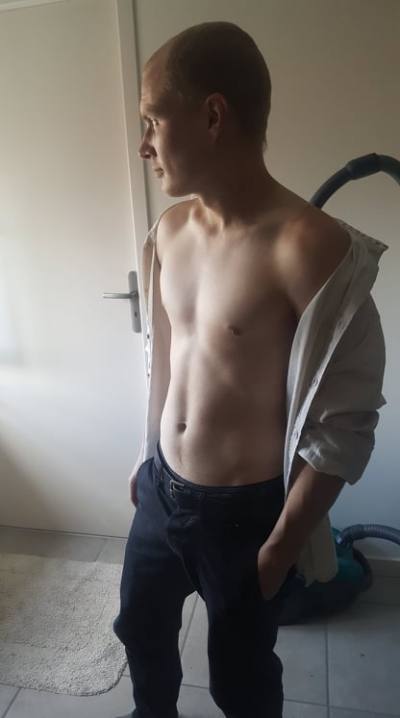 Serguei 28 лет Thonon-les-bains Франция