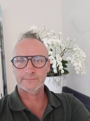 Franck 55 лет Frouard  Франция