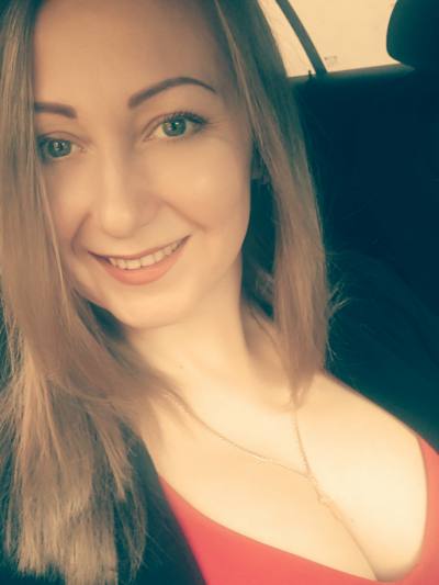 Yulya 40 ans Voronezh Russie