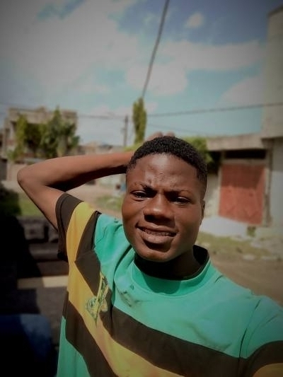 Charli 24 лет Flandre Бельгия