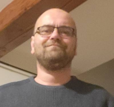 Christophe 42 лет Langrune Sur Mer Франция