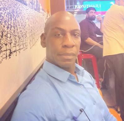 Kojo 51 ans London  Royaume-Uni