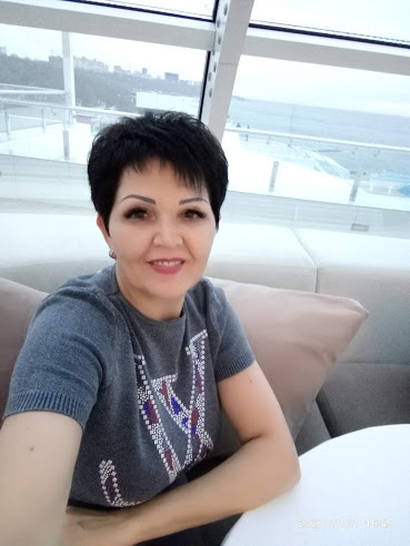 Lara 60 ans Nikolaev  Ukraine