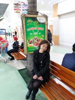 Лаура 43 ans Шымкент Kazakhstan