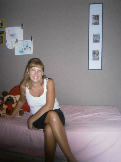 Ina 58 ans Saint-raphael France