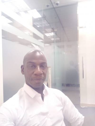 Kojo 51 ans London  Royaume-Uni