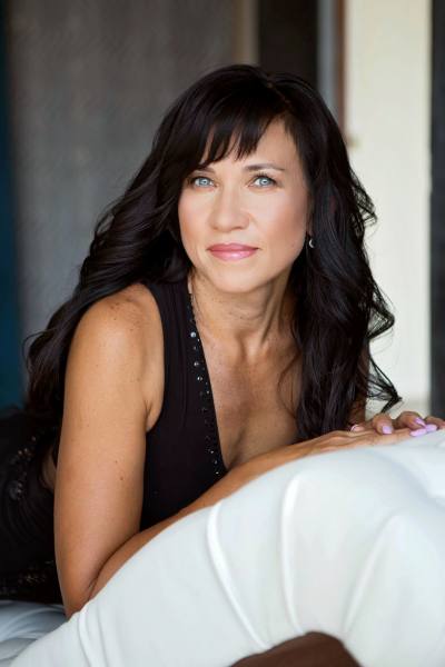 Yulia 54 ans Perm Russie