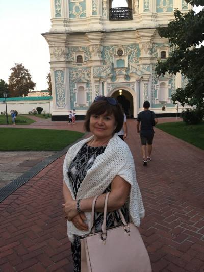 Мила 66 ans Киев Ukraine