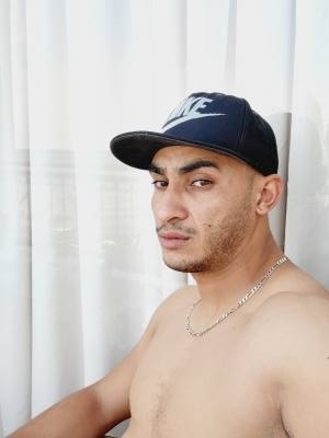 Malek 30 лет Tunis Тунис