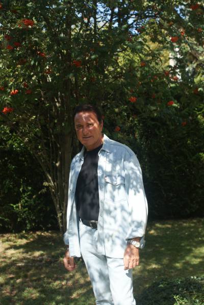 Franck 54 ans Grenoble France