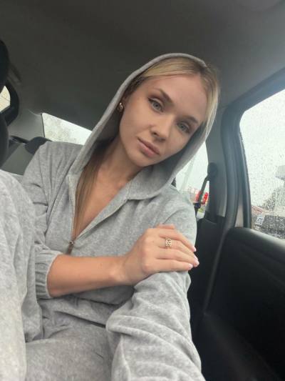 Julia 32 Jahre Kremenchuk Ukraine