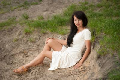 Julia 46 ans Minsk Biélorussie