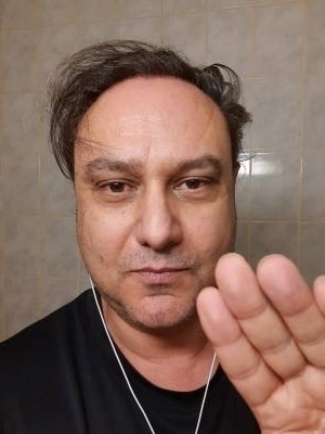 Stelio 44 лет Troyes Франция