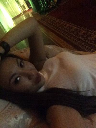 Alima 32 ans Алматы  Kazakhstan