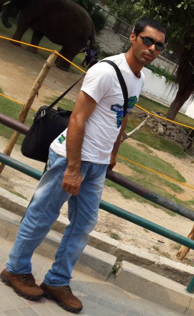 Afsar 37 ans Manaama Bahreïn