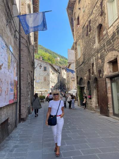 Olga 65 Jahre Rimini Italien