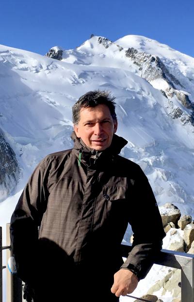Oli 56 лет Lausanne Швейцария