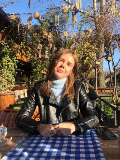 Olena 38 ans Kharkov Ukraine