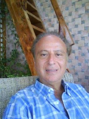 Lucien 64 ans Paris France