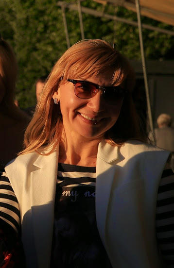 Elvira 50 ans St Petersburg Russie