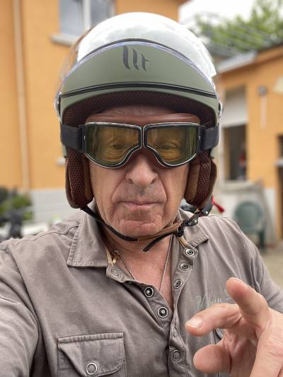 Angelo 68 ans Colmar  France