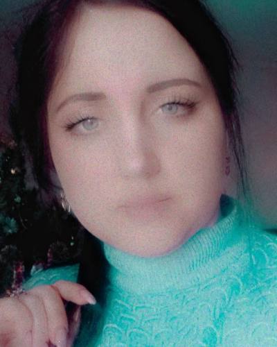 Ina 29 ans Odessa Ukraine