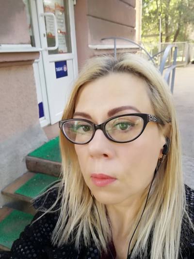 Oksana 55 ans Саратов Russie