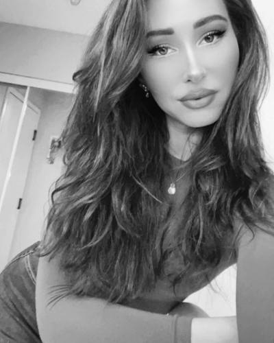 Olga 34 ans Minsk Biélorussie