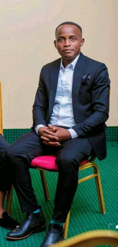 Ange 37 лет Bujumbura  Китай