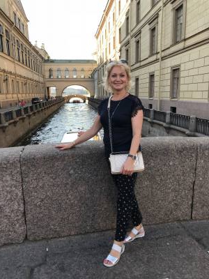 Tatiana 61 ans Petersburg Russie