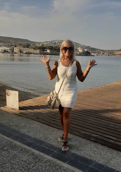 Irina 55 ans Харьков Ukraine
