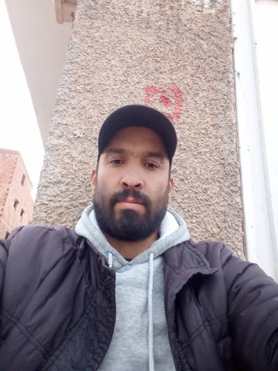 Abdallah 44 ans  Algérie