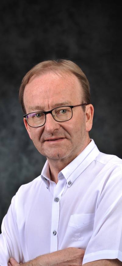 Eric 61 ans Oyonnax France